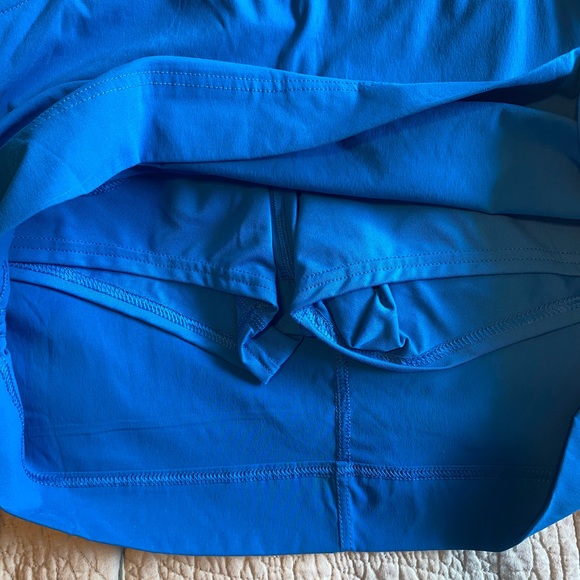 Columbia Omni-Shield Blue Active Skort size medium - Picture 3 of 7